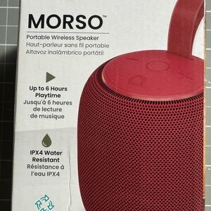 Moroso Crimson Portable Speaker
